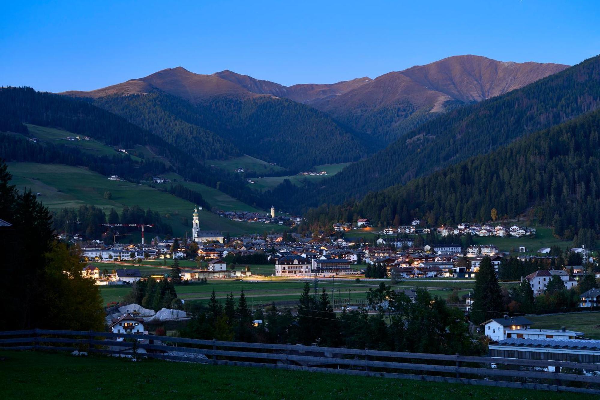 Tubla - Hof Maistatt Toblach Exteriér fotografie